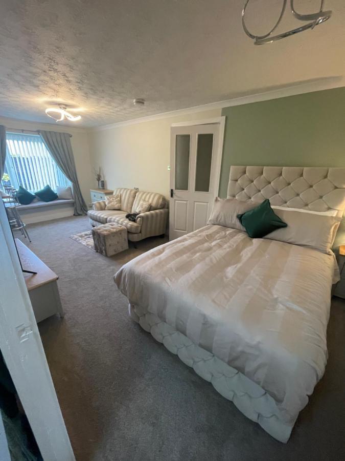 The Nest, Livingston Apartamento Exterior foto